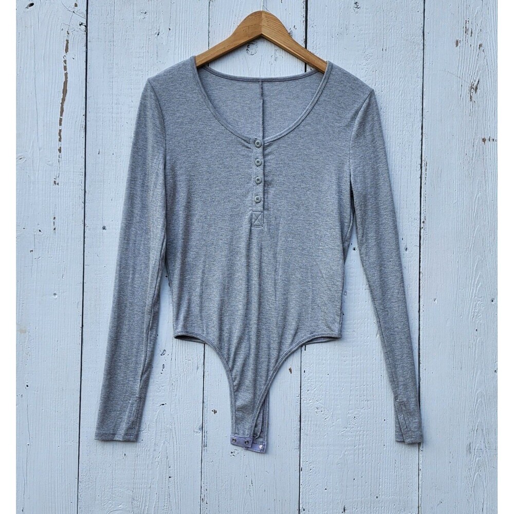 Legends Women's Grey Long Sleeve Half Button Ribbed Bodysuit Sz L